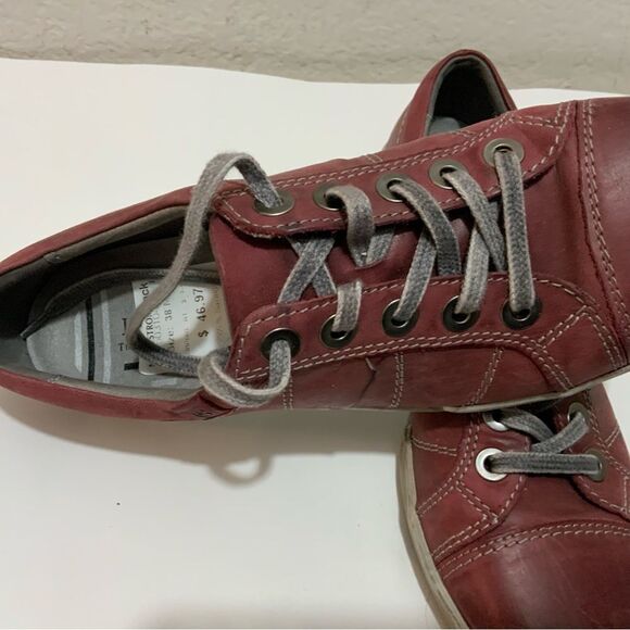 Joseph Siebel Red Distressed Leather Sneaker size 38 - Picture 7 of 10